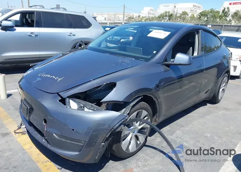 2022 Tesla Model Y Long Range Dual Motor All-Wheel Drive из США, поврежденный, VIN 7SAYGDEE6NF560062